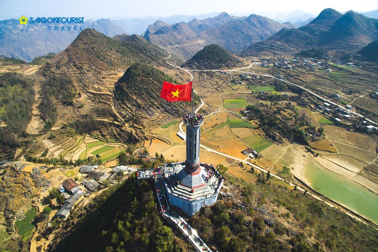 Huyen Tram Guesthouse Донґван Екстер'єр фото